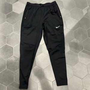 Nike joggers